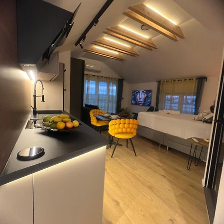 Nova Luxury Design Ξενοδοχείο Jezdovec Εξωτερικό φωτογραφία