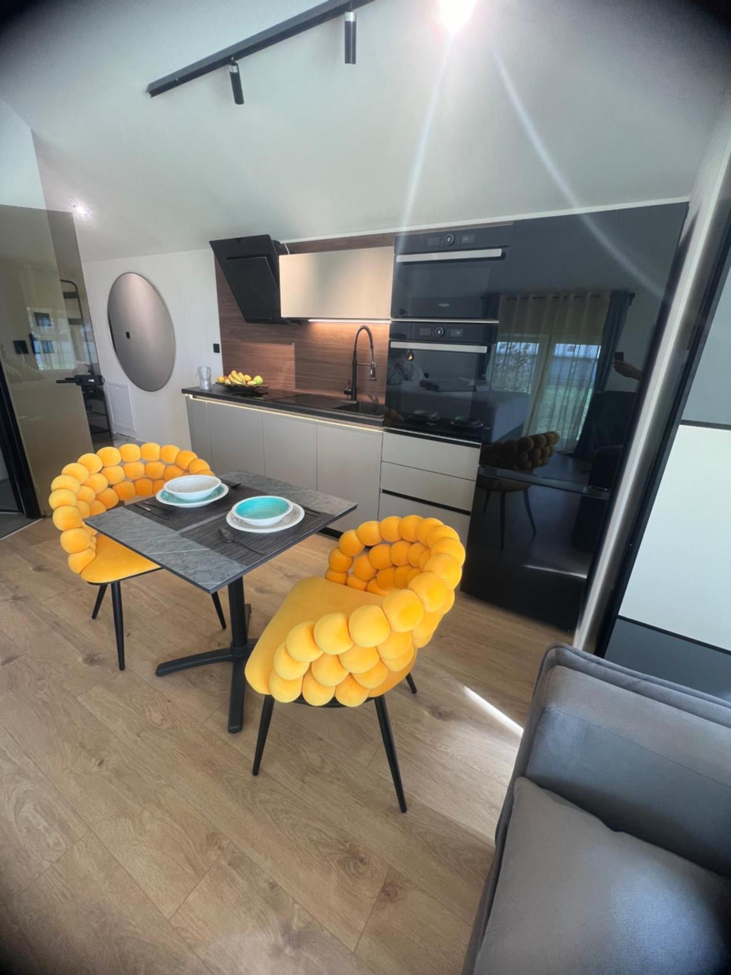 Nova Luxury Design Ξενοδοχείο Jezdovec Εξωτερικό φωτογραφία