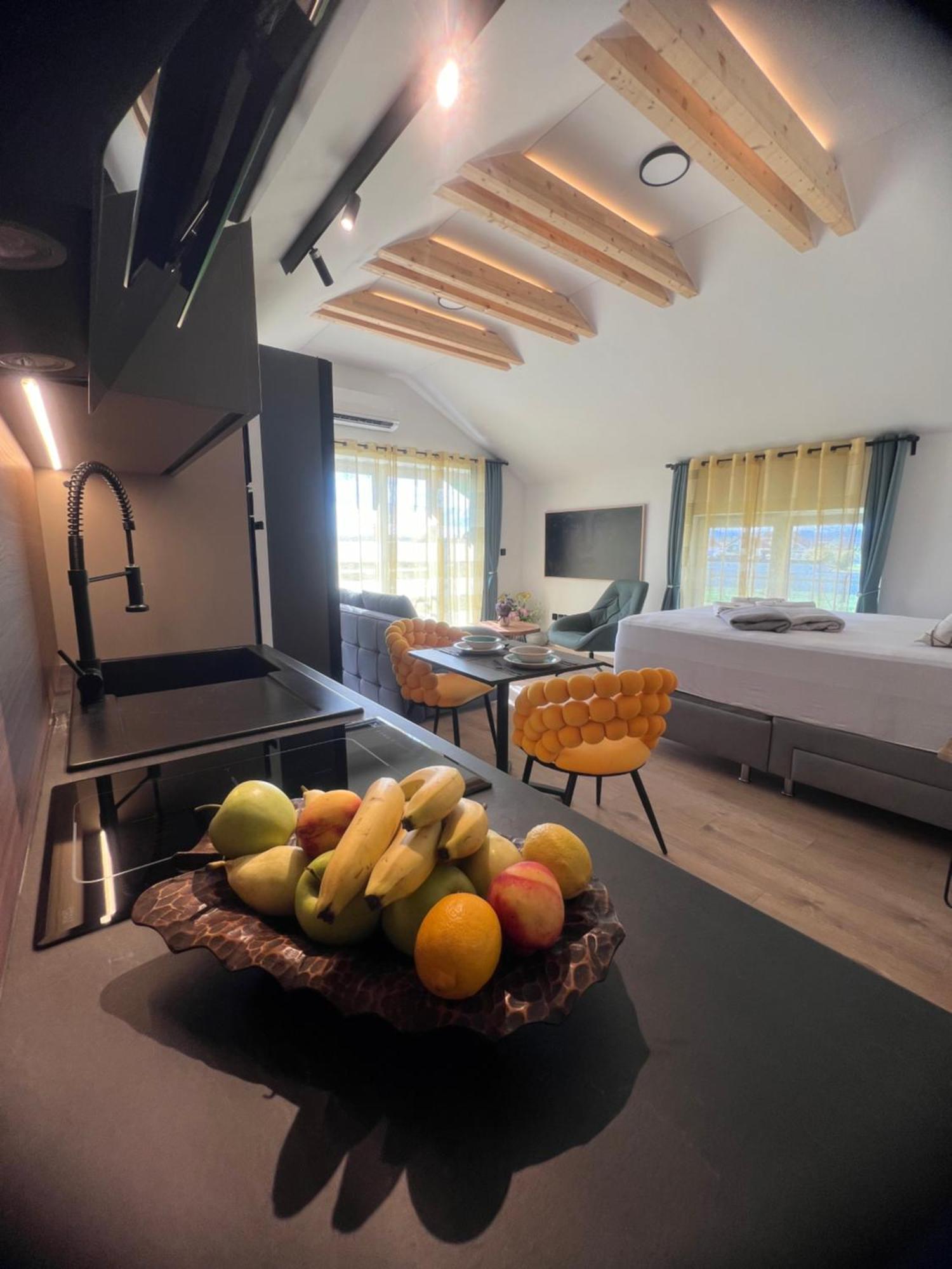 Nova Luxury Design Ξενοδοχείο Jezdovec Εξωτερικό φωτογραφία