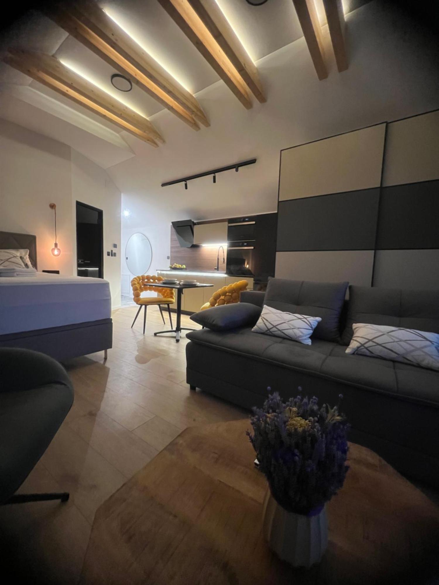 Nova Luxury Design Ξενοδοχείο Jezdovec Εξωτερικό φωτογραφία
